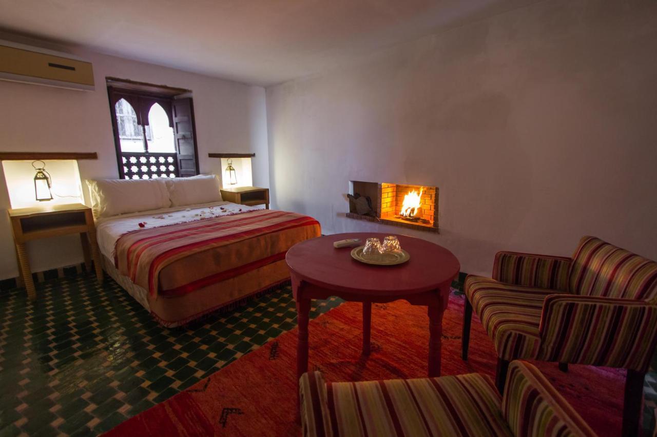 Riad Les Oudayas Fez Buitenkant foto