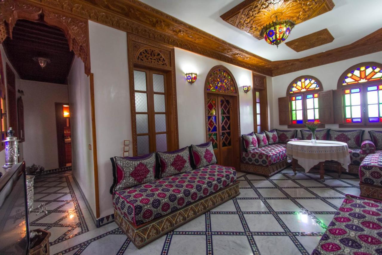 Riad Les Oudayas Fez Buitenkant foto