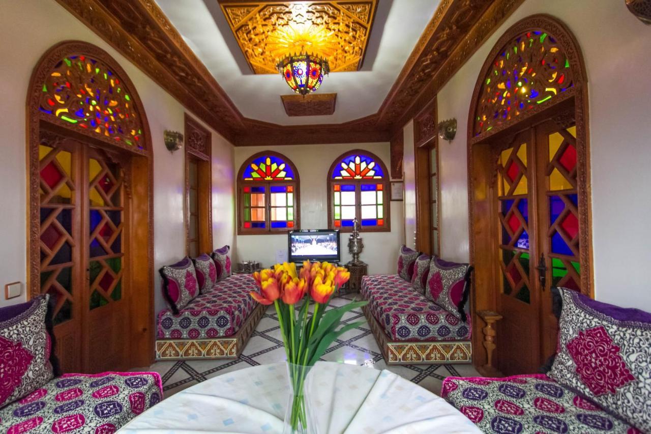 Riad Les Oudayas Fez Buitenkant foto