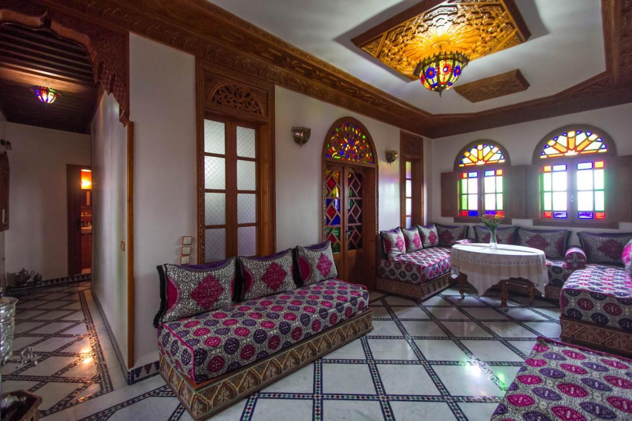 Riad Les Oudayas Fez Buitenkant foto