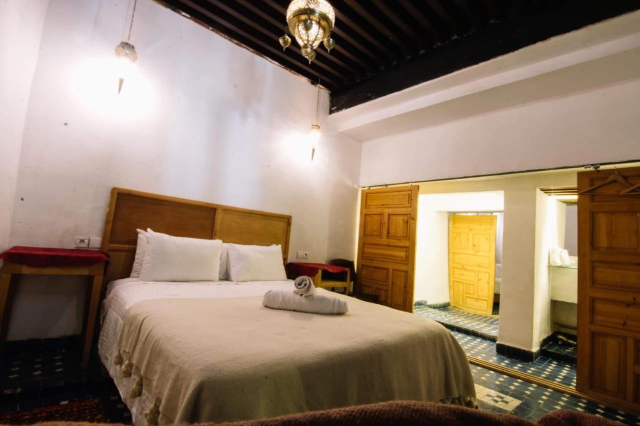 Riad Les Oudayas Fez Buitenkant foto